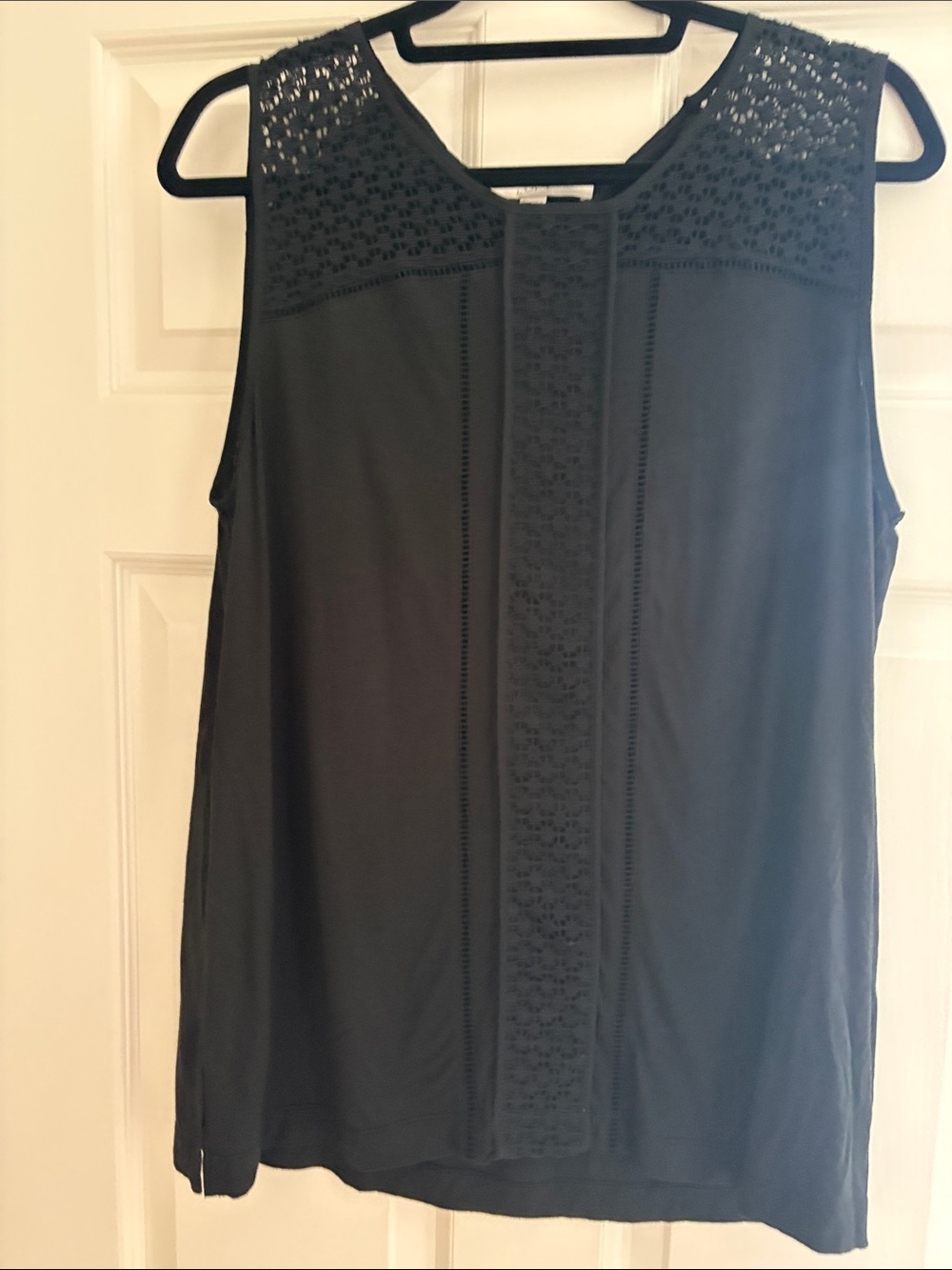 LOFT Black Sleeveless Crochet Yoke Camisole
